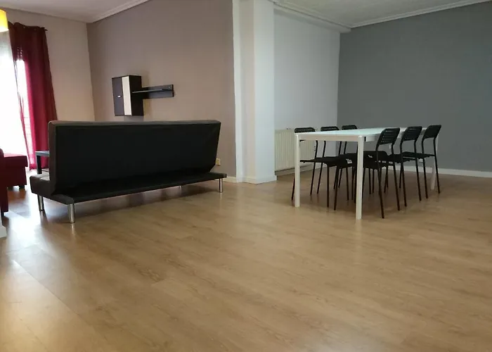 Piso Para Grupos En Logrono